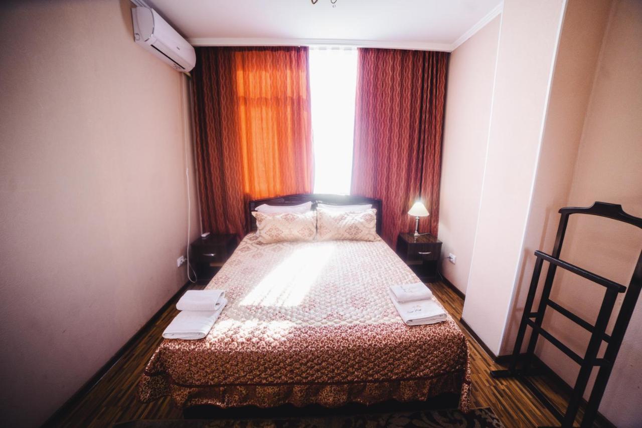Sunrise Osh Hotel Exterior photo