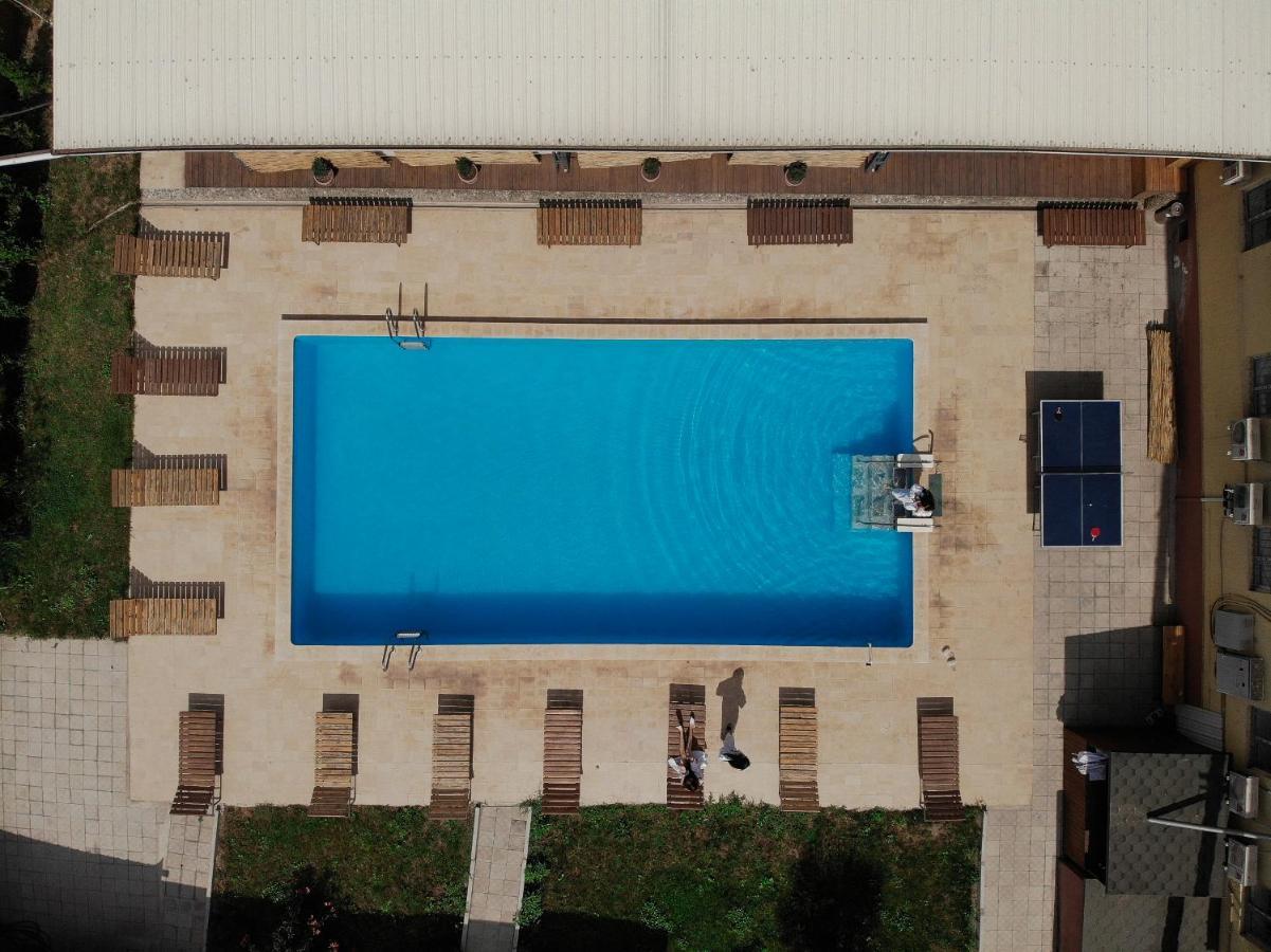 Sunrise Osh Hotel Exterior photo